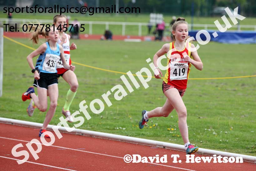 Girls under-13s 800 metres, 2019 North Eastern Track and Field Champs., Middlesbrough. Photo:  David T. Hewitson/Sports for All Pics